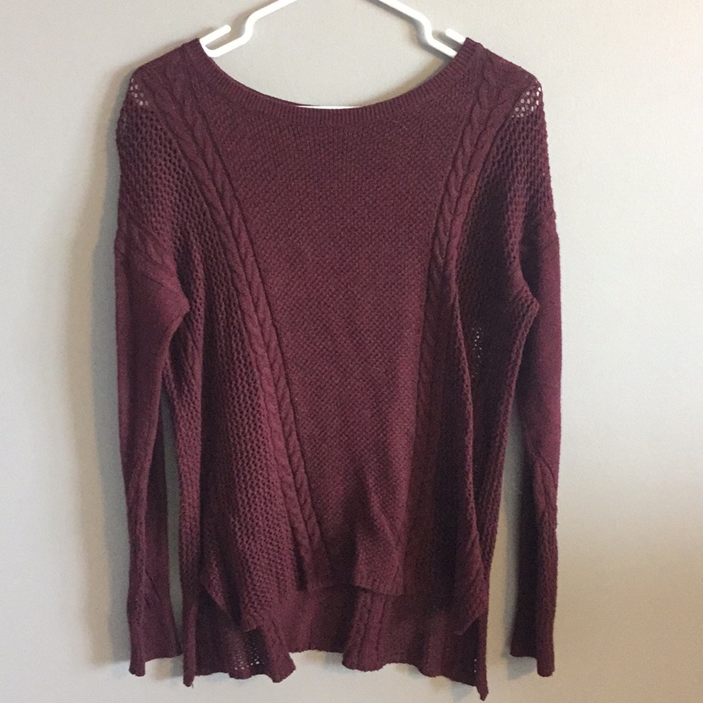AEO maroon sweater